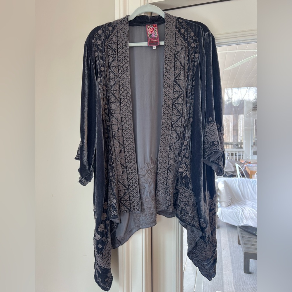 Johnny Was 3/4 sleeve gray velvet cardigan size XL